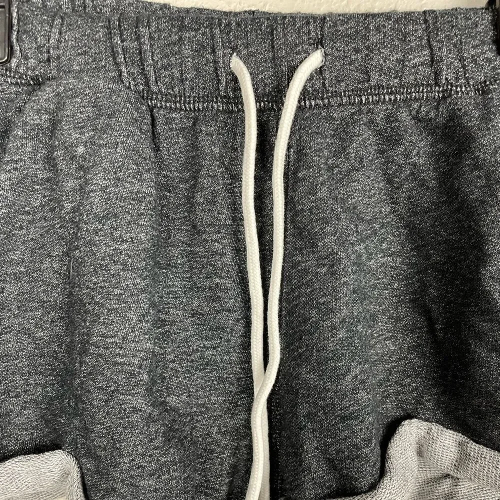 H&M Divided Shorts Size S EUC - Picture 2 of 5